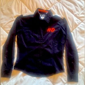 Ladies HD Collared Button-Down Dressy Long Sleeve Blouse.  Fitted.  Next To New.